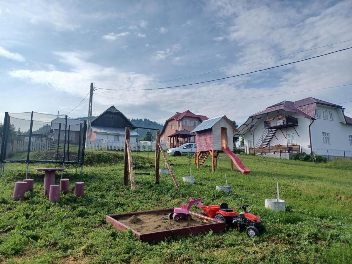 Casa Bucovina Dorna Candrenilor Ascutitele Exteriér fotografie